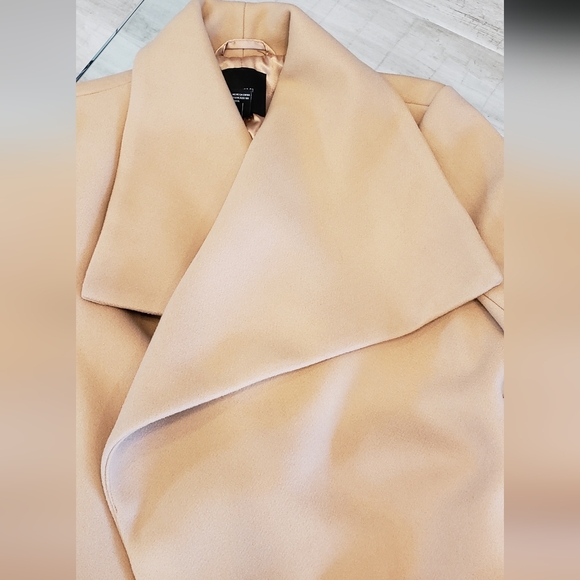 NWT - Elegant camel color lapel wool coat - Picture 2 of 11